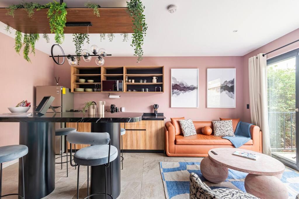 Modern And Comfy Right Between Roma-condesa